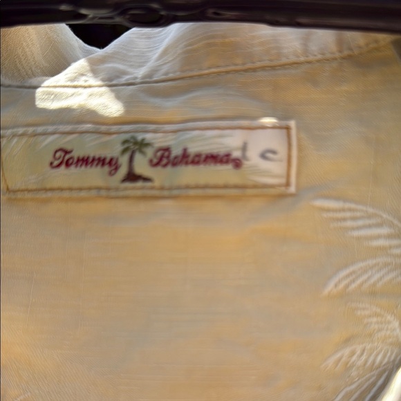 Tommy Bahama Cream and Green Casual Button Down Shirt - Picture 3 of 8